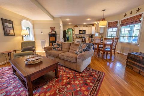 58 Jester Ct, Stuarts Draft, VA 24477 photo 12