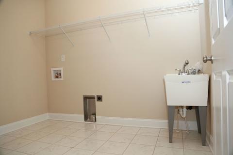 79 Bowmans Run Dr, Stuarts Draft, VA 24477 photo 20
