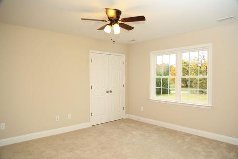 79 Bowmans Run Dr, Stuarts Draft, VA 24477 photo 43