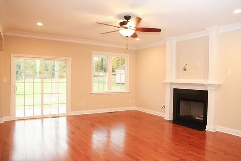 79 Bowmans Run Dr, Stuarts Draft, VA 24477 photo 6