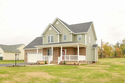 79 Bowmans Run Dr, Stuarts Draft, VA 24477 photo 1