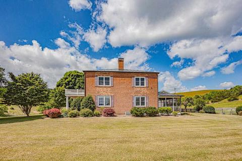 1083 E Field Rd, Rockbridge Baths, VA 24473 photo 4