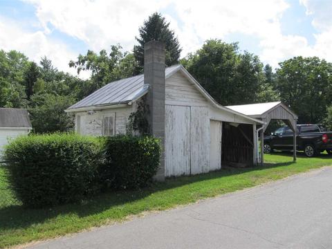 8 Flory Ave, Stuarts Draft, VA 24477 photo 9