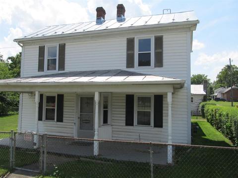8 Flory Ave, Stuarts Draft, VA 24477 photo 2