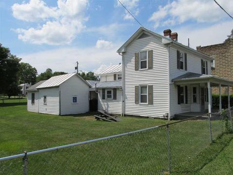 8 Flory Ave, Stuarts Draft, VA 24477 photo 5