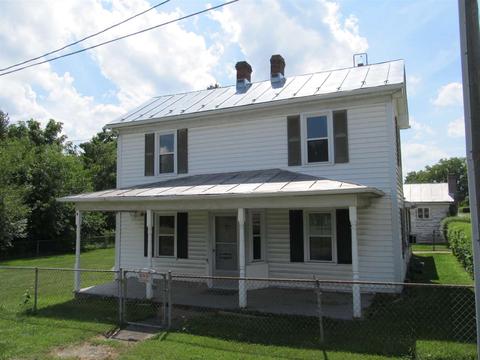 8 Flory Ave, Stuarts Draft, VA 24477 photo 4