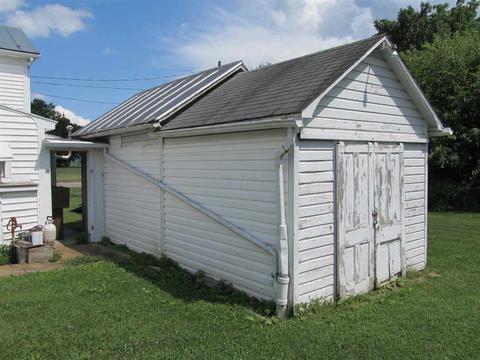 8 Flory Ave, Stuarts Draft, VA 24477 photo 11