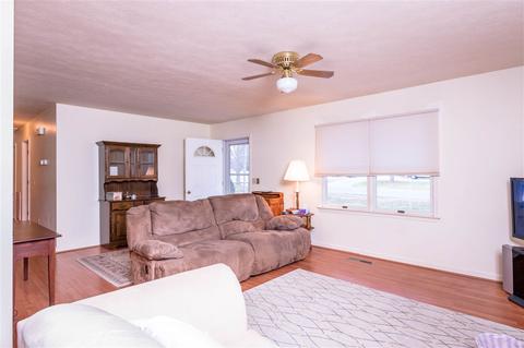 505 E Riverside Dr, Bridgewater, VA 22812 photo 4