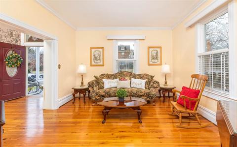 520 Maple Ave, Waynesboro, VA 22980 photo 6
