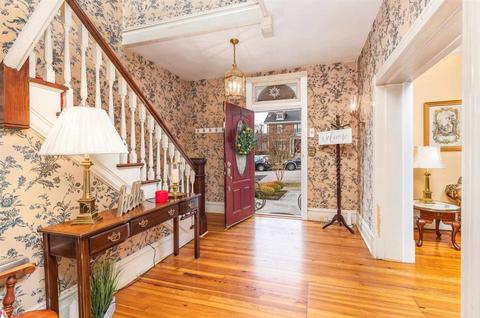 520 Maple Ave, Waynesboro, VA 22980 photo 4