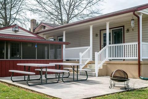 240 Cedar St, Dayton, VA 22821 photo 13