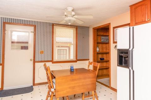240 Cedar St, Dayton, VA 22821 photo 18