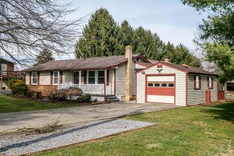 240 Cedar St, Dayton, VA 22821 photo 3