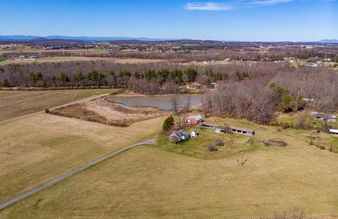 3159 Lyndhurst Rd, Stuarts Draft, VA 24477 photo 3