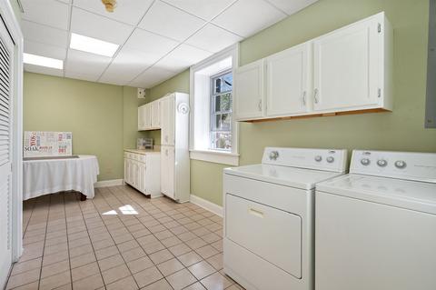 316 E Beverley St, Staunton, VA 24401 photo 42