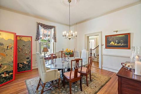 316 E Beverley St, Staunton, VA 24401 photo 14