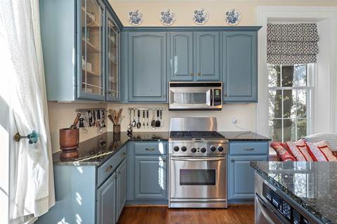 316 E Beverley St, Staunton, VA 24401 photo 18