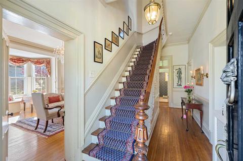 316 E Beverley St, Staunton, VA 24401 photo 7