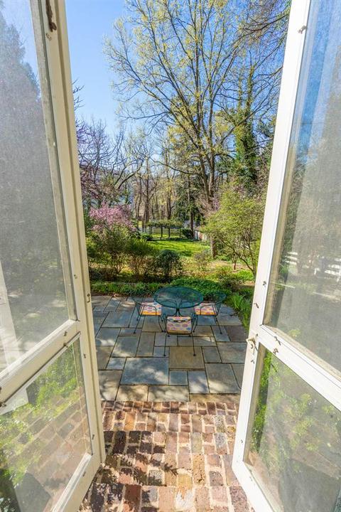 316 E Beverley St, Staunton, VA 24401 photo 39