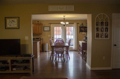 302 Rustic Ave, Broadway, VA 22815 photo 7