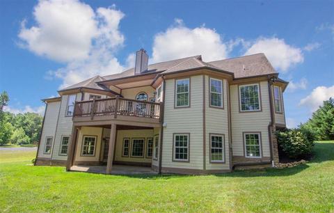 172 Jaspers Ln, Stuarts Draft, VA 24477 photo 1
