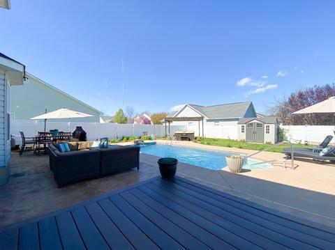2425 Monroe St, Waynesboro, VA 22980 photo 8