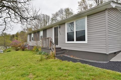 1845 E Main St, Waynesboro, VA 22980 photo 13