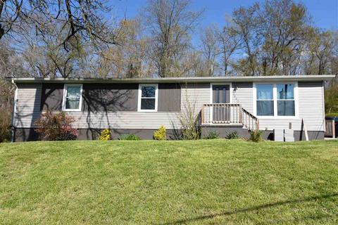 1845 E Main St, Waynesboro, VA 22980 photo 1