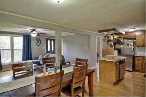 1845 E Main St, Waynesboro, VA 22980 photo 10