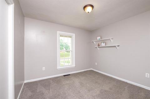 33 Valley View Ave, Mount Sidney, VA 24467 photo 13