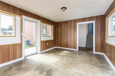 210 Draft Ave, Stuarts Draft, VA 24477 photo 27
