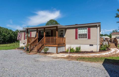 228 Diggs Ln, Stuarts Draft, VA 24477 photo 2