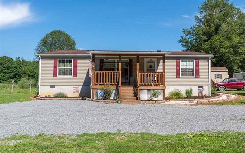 228 Diggs Ln, Stuarts Draft, VA 24477 photo 1