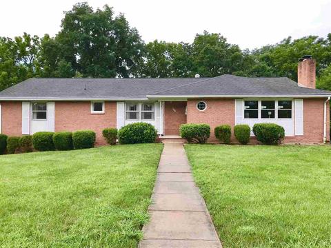 982 Northgate Ave, Waynesboro, VA 22980 photo 3