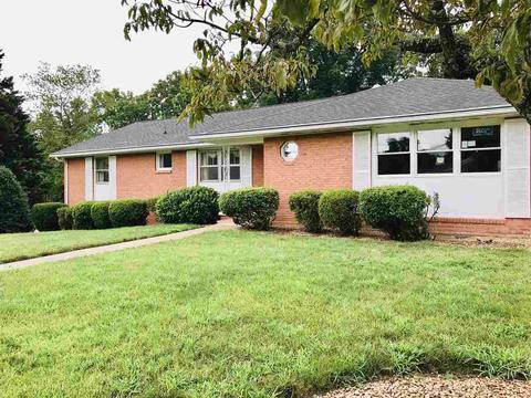 982 Northgate Ave, Waynesboro, VA 22980 photo 4