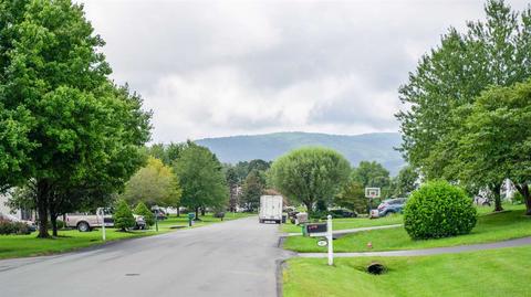 33 Arrowhead Ln, Stuarts Draft, VA 24477 photo 5