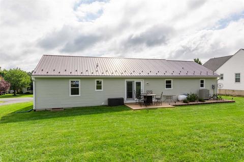 33 Arrowhead Ln, Stuarts Draft, VA 24477 photo 8