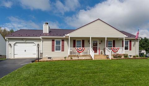33 Arrowhead Ln, Stuarts Draft, VA 24477 photo 1