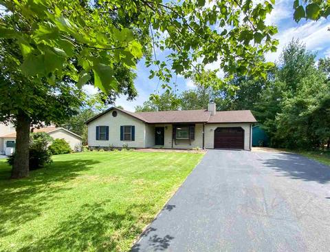292 Falling Rock Dr, Stuarts Draft, VA 24477 photo 1