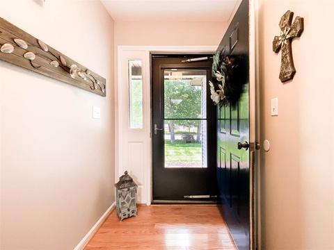 292 Falling Rock Dr, Stuarts Draft, VA 24477 photo 9
