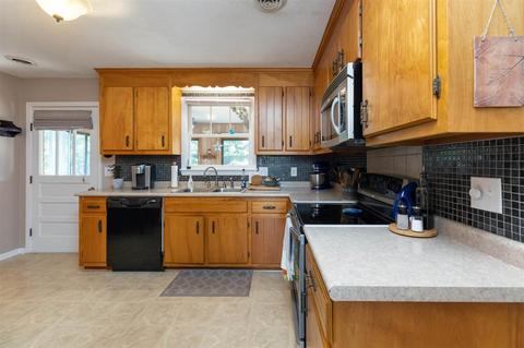 2125 Davis Rd, Waynesboro, VA 22980 photo 10