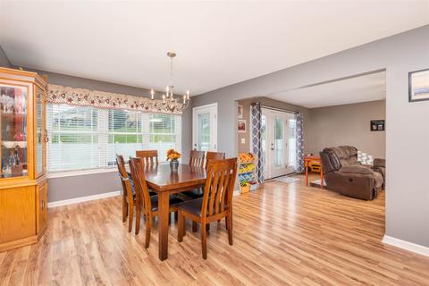 15 Willard Ct, Stuarts Draft, VA 24477 photo 17