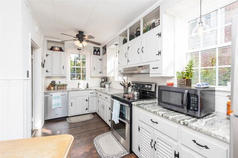 303 Crompton Rd, Waynesboro, VA 22980 photo 13