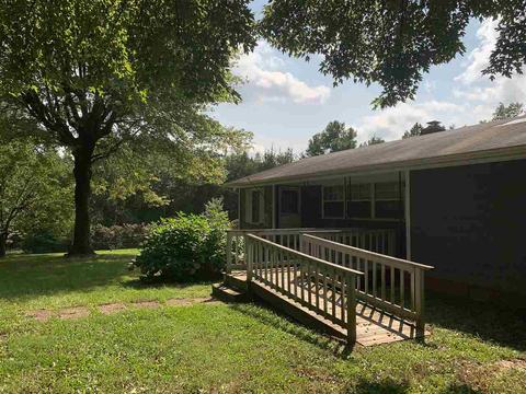 412 Bootons Ln, Orange, VA 22960 photo 4