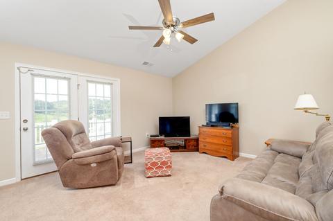 63 Upland Ct, Stuarts Draft, VA 24477 photo 11