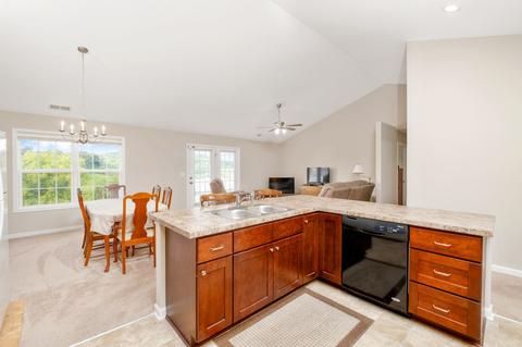 63 Upland Ct, Stuarts Draft, VA 24477 photo 7