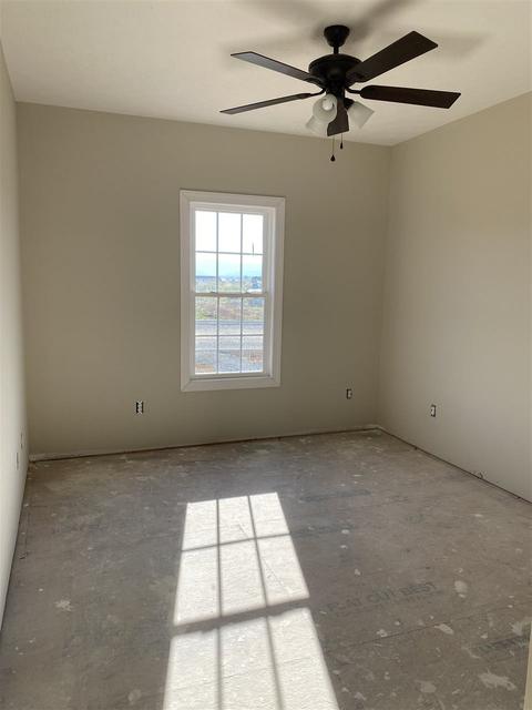 157 Stone Dr, Stuarts Draft, VA 24477 photo 8