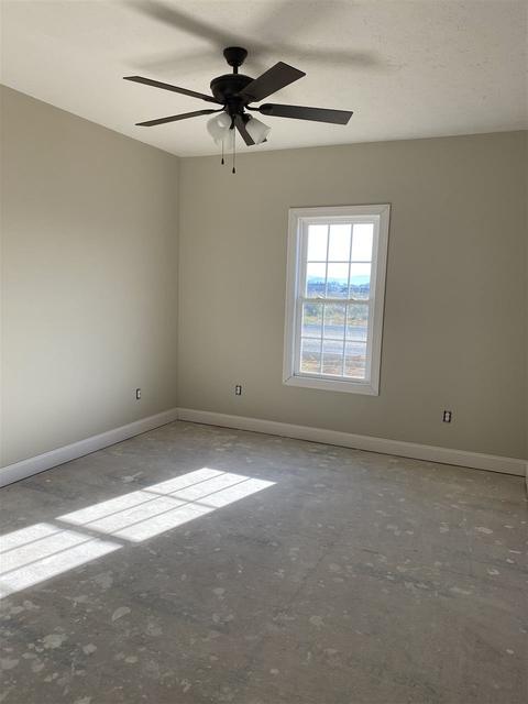 157 Stone Dr, Stuarts Draft, VA 24477 photo 9