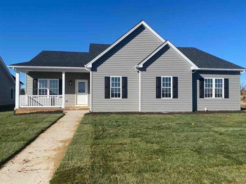 157 Stone Dr, Stuarts Draft, VA 24477 photo 1