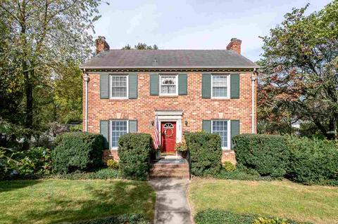 637 Pine Ave, Waynesboro, VA 22980 photo 1